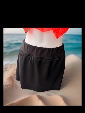 Lands End Swim Skirt Swim Bottoms Size 6 / Small, Black Swimsuit *Tummy Control